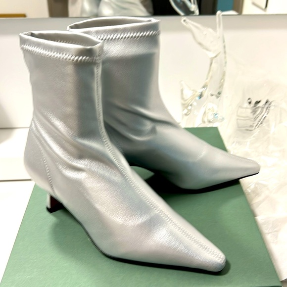 $180 ANTHROPOLOGIE Angel Alarcon Pointed Toe Kitten-Heel Boots US 5 -5.5M EU 36 - Picture 1 of 13